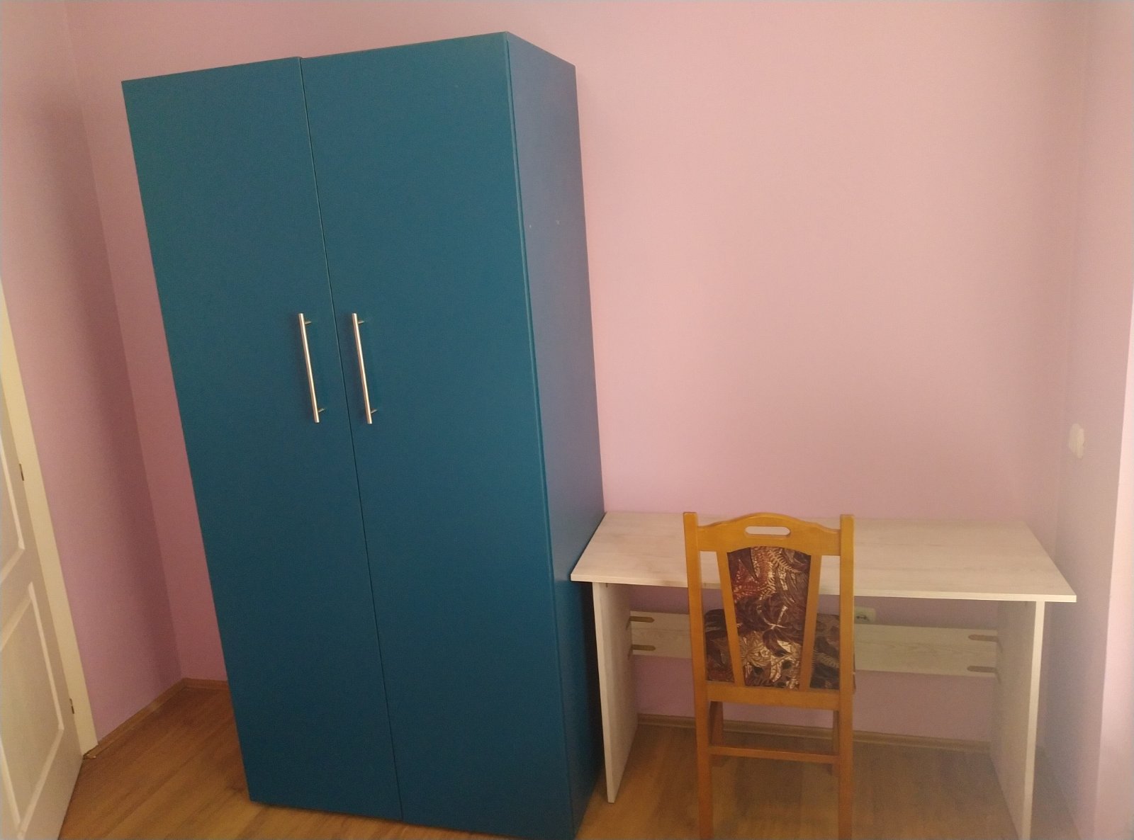 IZDAJEM SOBE ZA STUDENTE 2