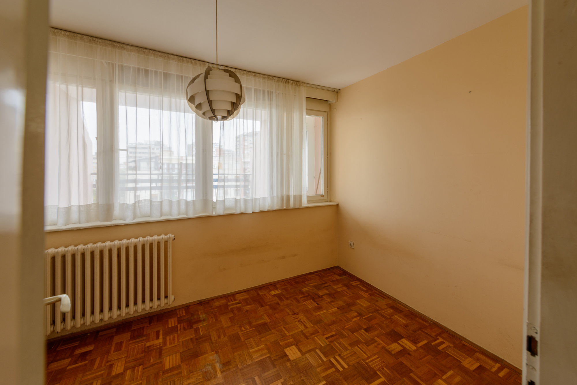 Blok 70a  Omladinskih Brigada  130m2   117 3T   8 8 2