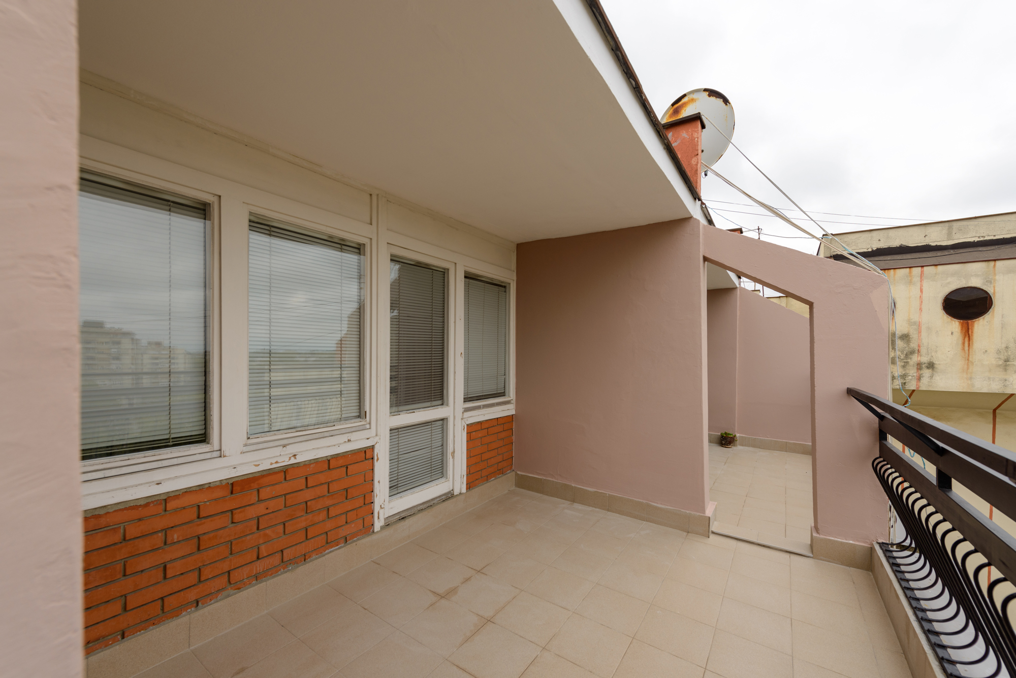 Blok 70a  Omladinskih Brigada  130m2   117 3T   8 8 4