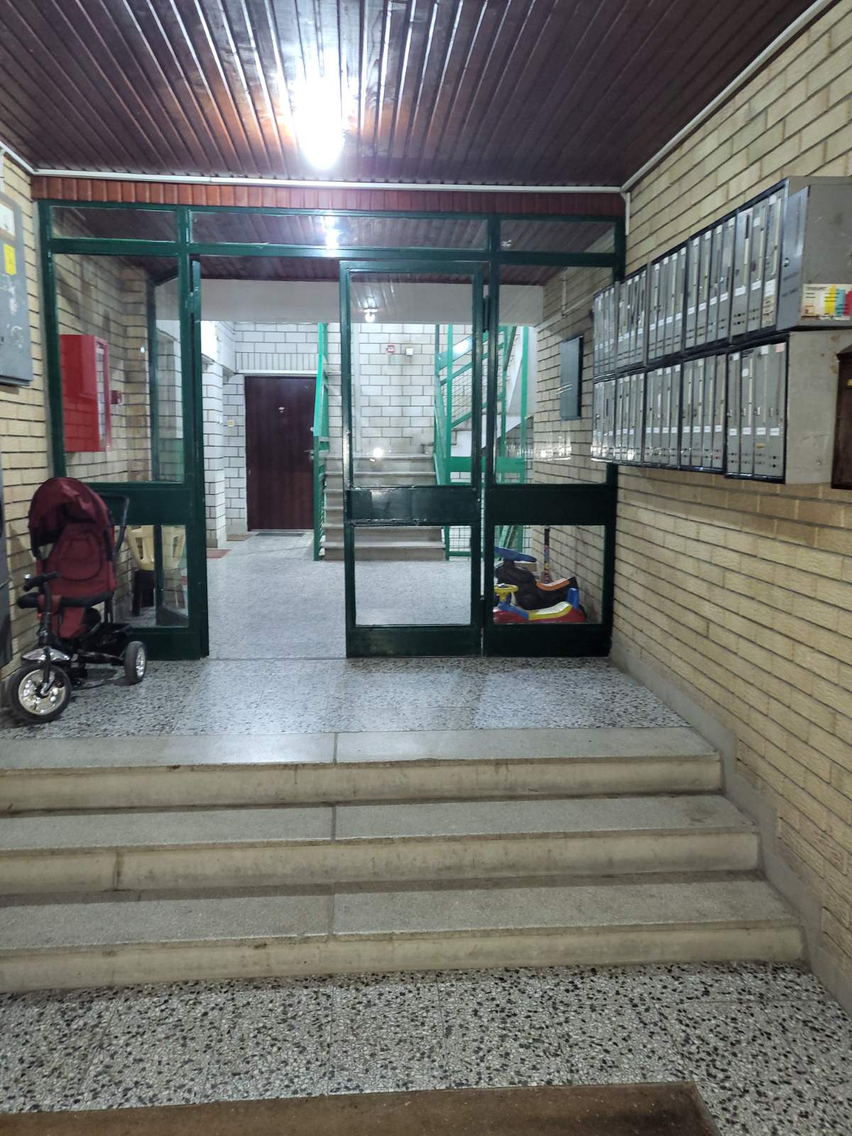 Na prodaju garsonjera u Novim Banovcima 2