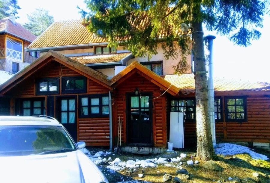 Prodaja kuce na Divcibarama 1