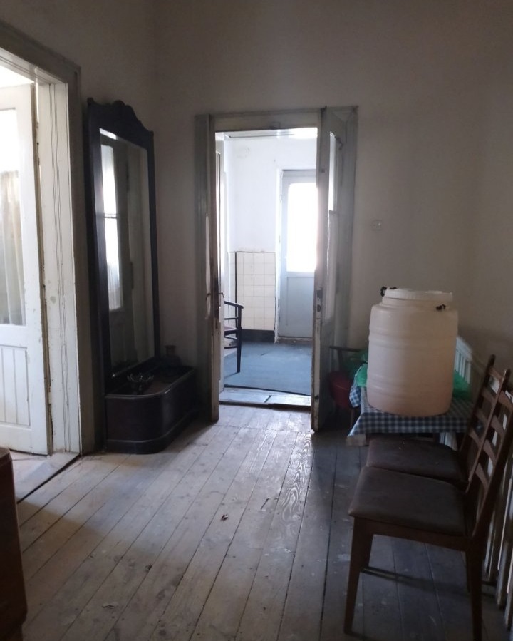 Prodajem kucu u Arandjelovcu 5