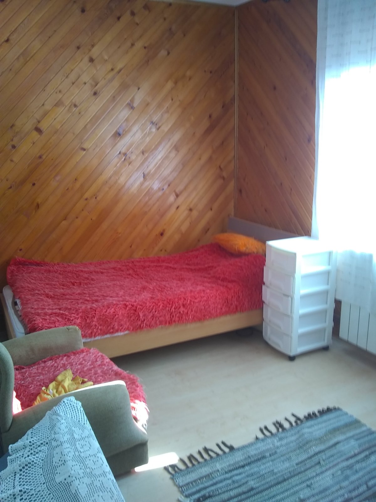 Prodajem kucu u Ljuboviji 7