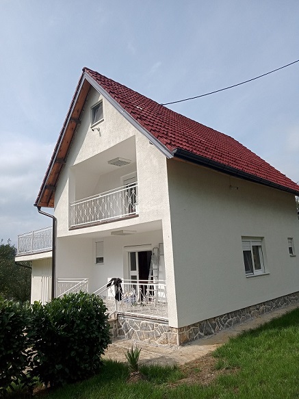 Stambeni vikend objekat Pozega Drazinovici 1