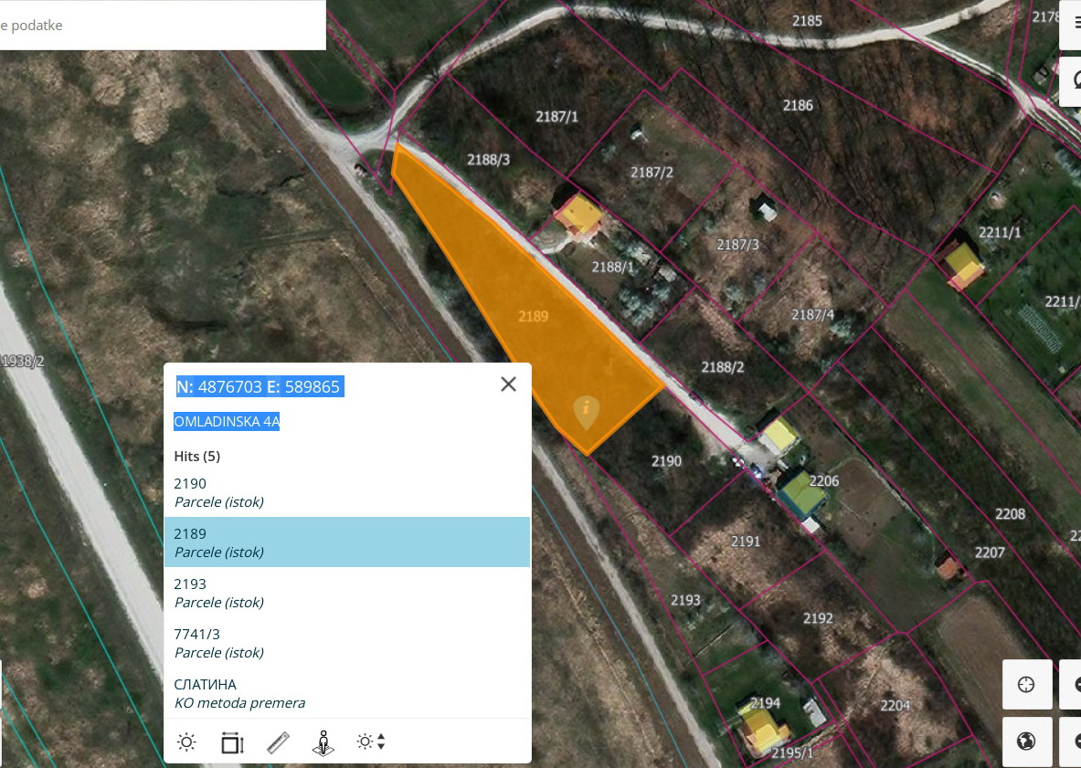 Plac u okolini Bora 1