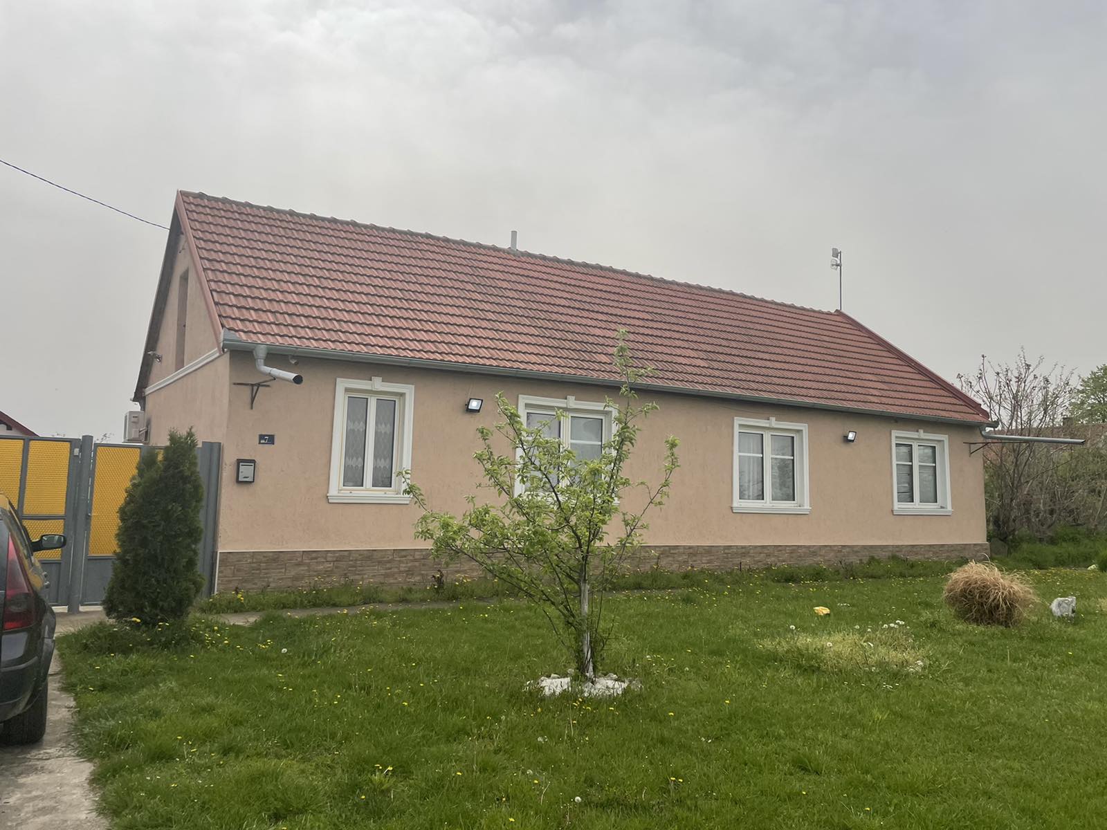 Na prodaju kuca u Crepaji 1