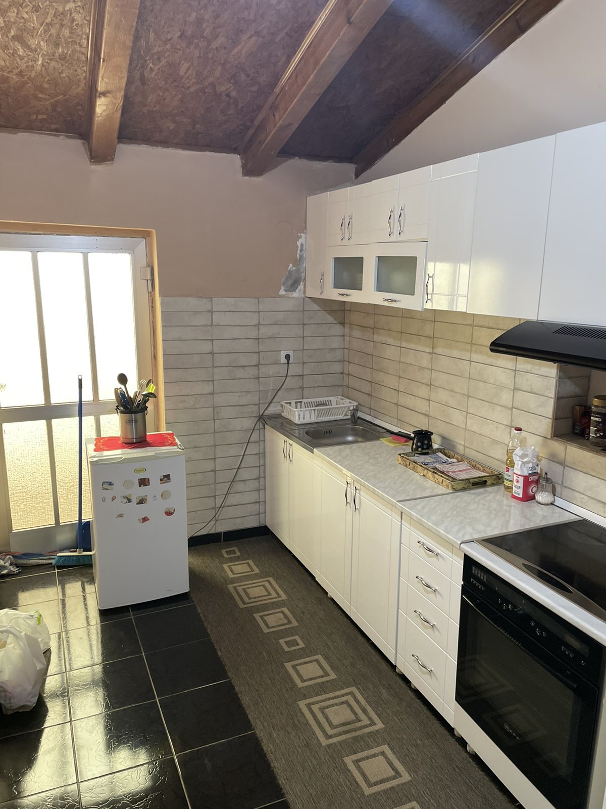 Na prodaju kuca u Crepaji 3