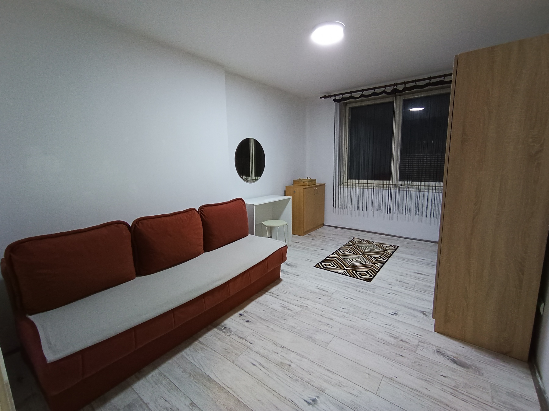 Izdaje se stan na bulevaru u blizini Delte  u Nišu 4