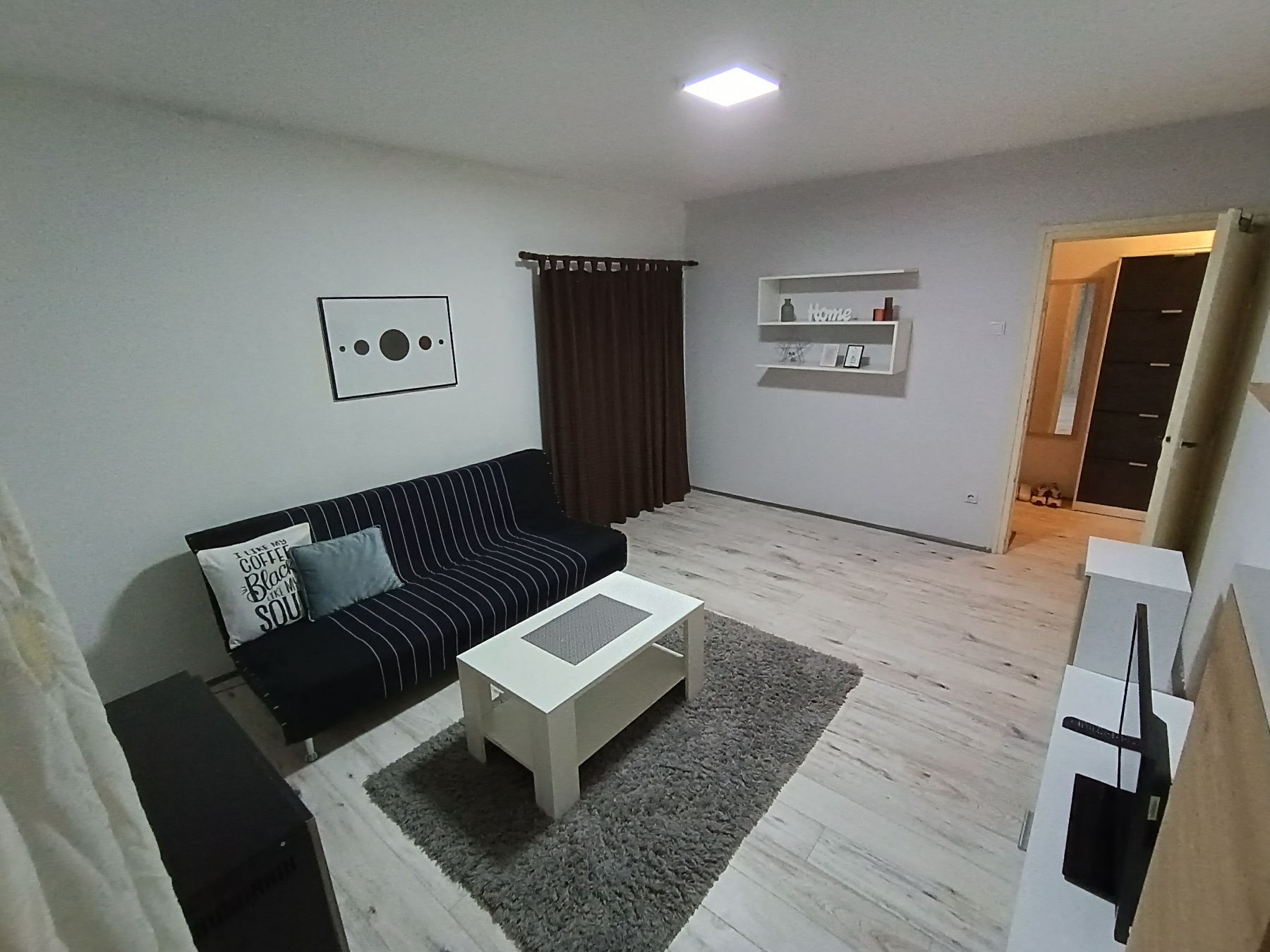 Izdaje se stan na bulevaru u blizini Delte  u Nišu 2