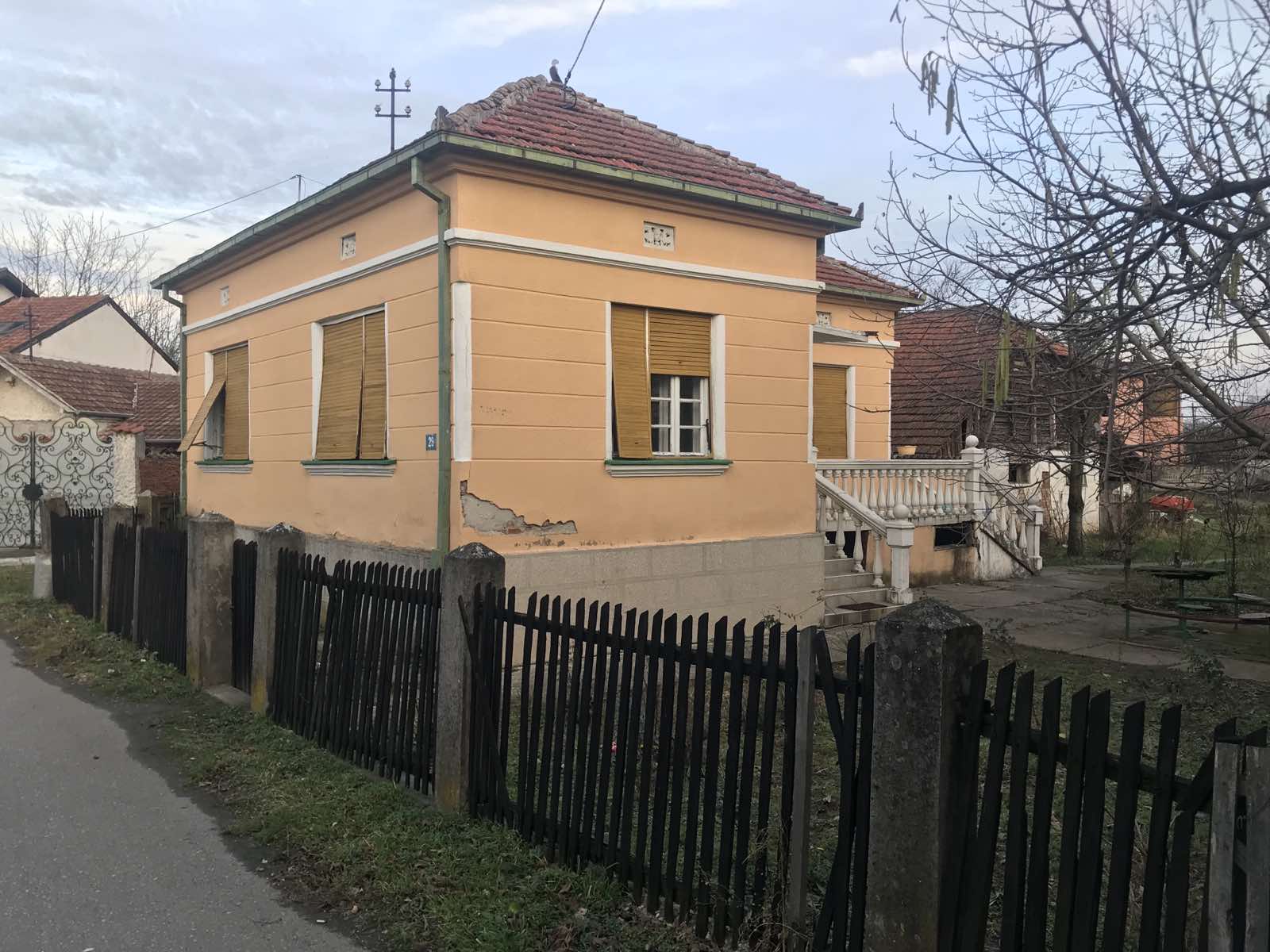 Plac i kuca u Svilajncu na izuzetnoj lokaciji 5