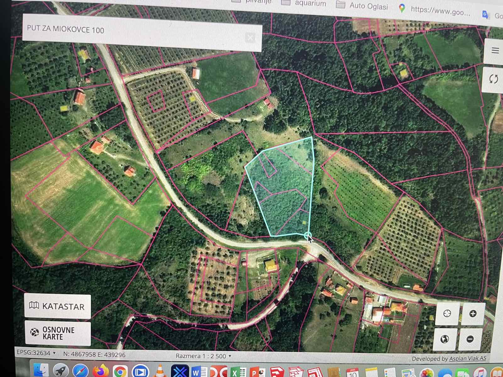 plac u Gornjim Miokovcima 4