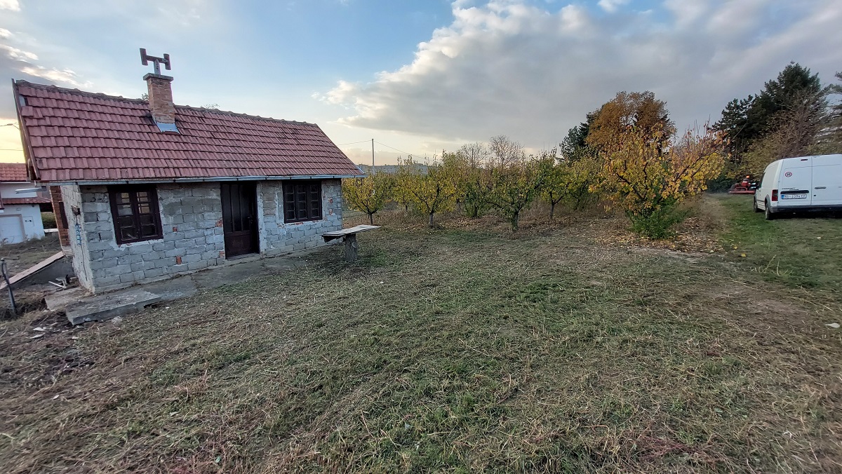 Vikendica  kucica 30m2  4