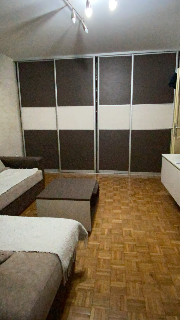 Stan 60 m2 namešten 2