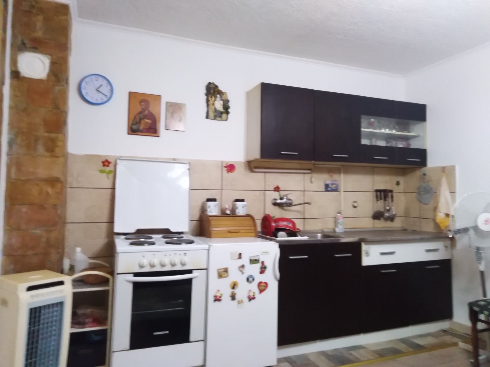 Prodajem opremljenu kucu Obrenovac Baric 3