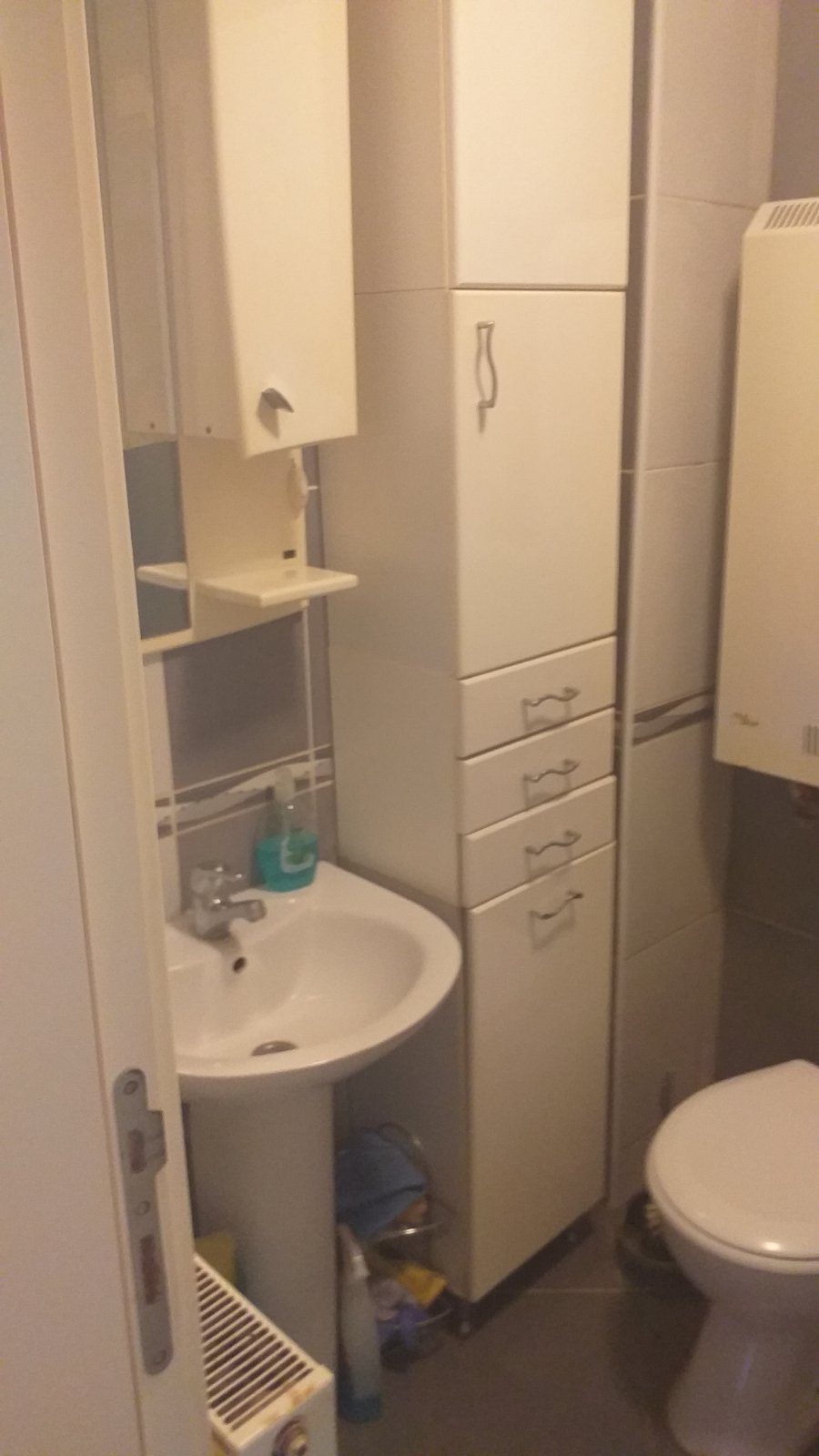 Izdajem opremljen stan u Borči   ulica Prvog Maja 4