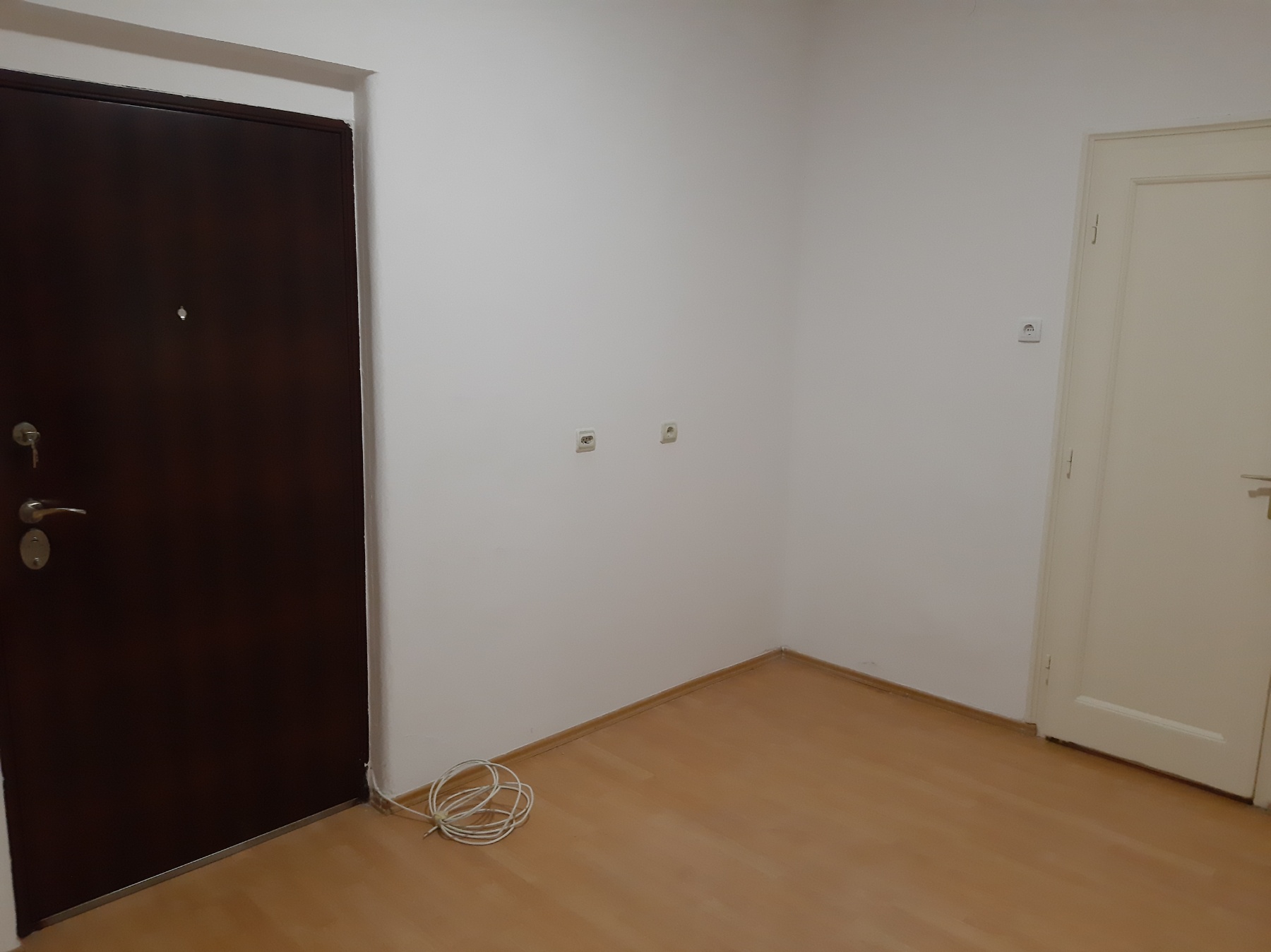 44m2 Profesorska kolonija  J Prodanovića   vlasnik 3