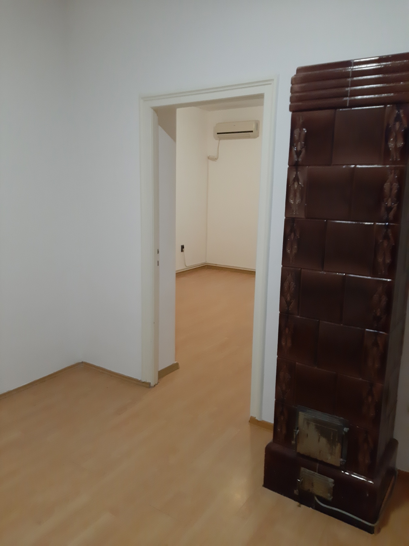 44m2 Profesorska kolonija  J Prodanovića   vlasnik 5