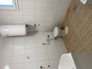 Izdaje su kuca uposlovne svrhe 5