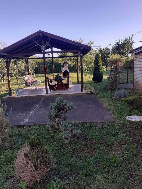 2 etazna kuca na prodaju Sombor 138m2 3