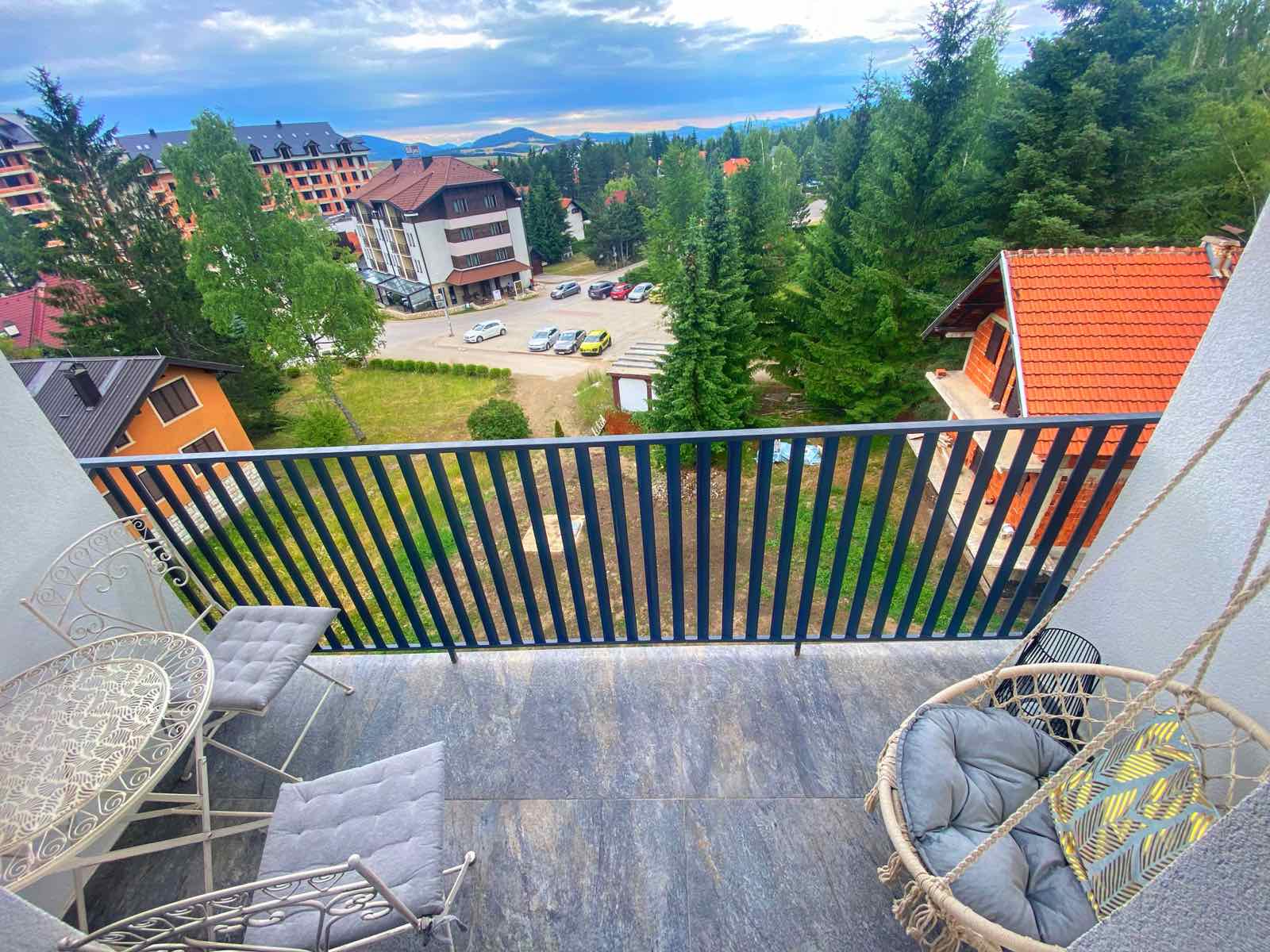 LUX opremljen stan Zlatibor 5