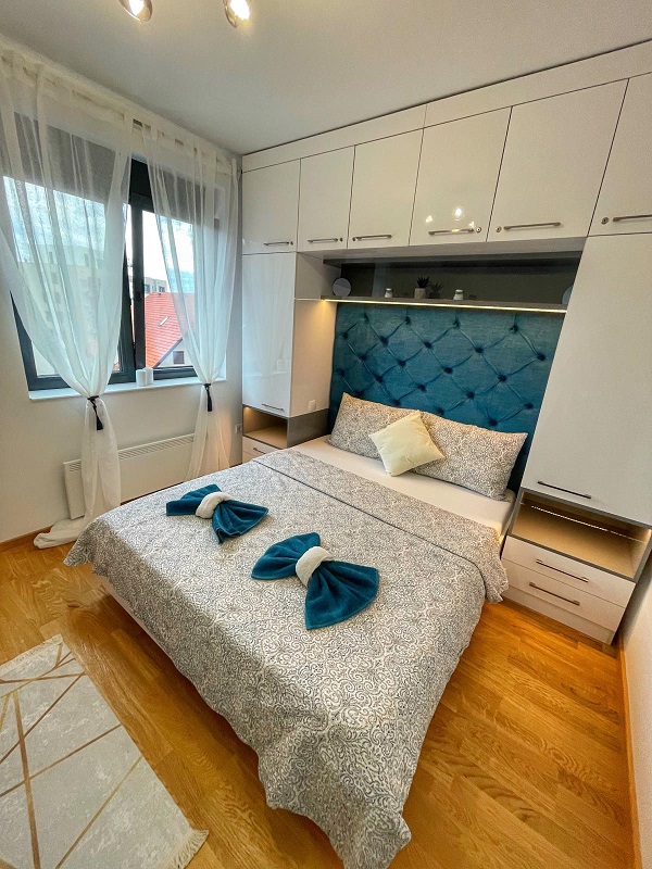 LUX opremljen stan Zlatibor 3