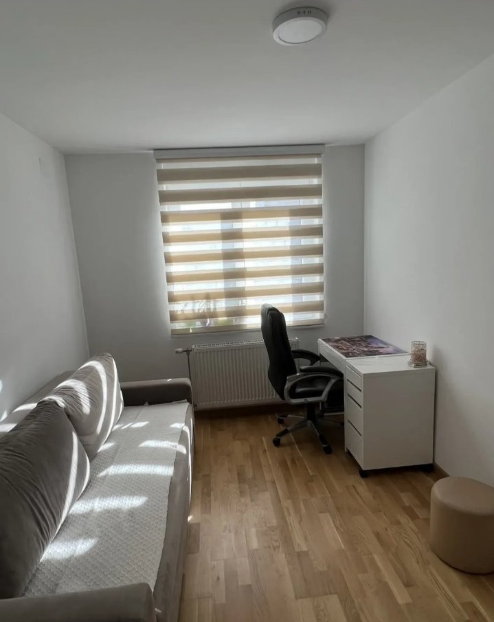 Trosoban DELUX stan sa garazom Novi Sad 3