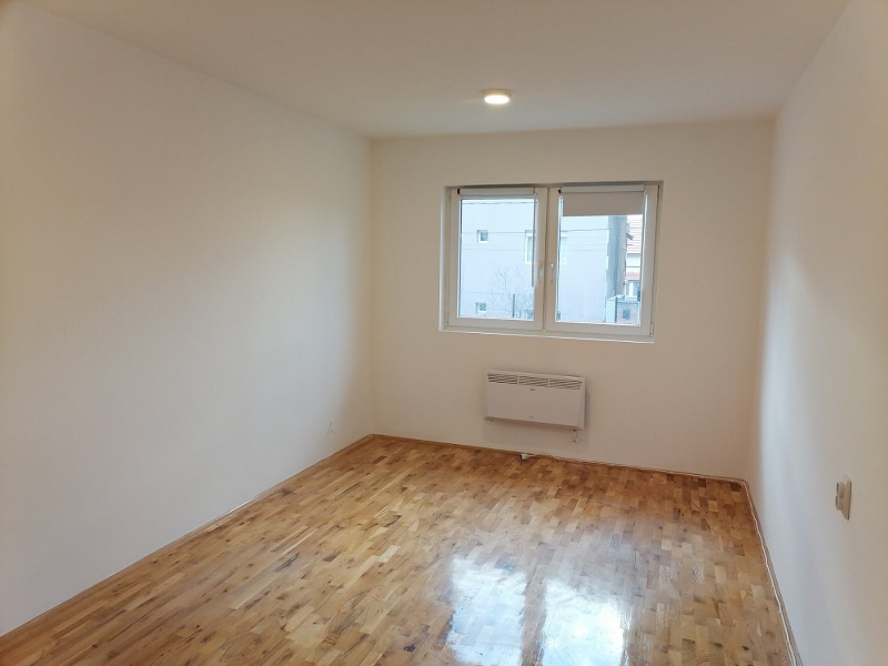 Prodajem stan 57m2 u Kaludjerici 3