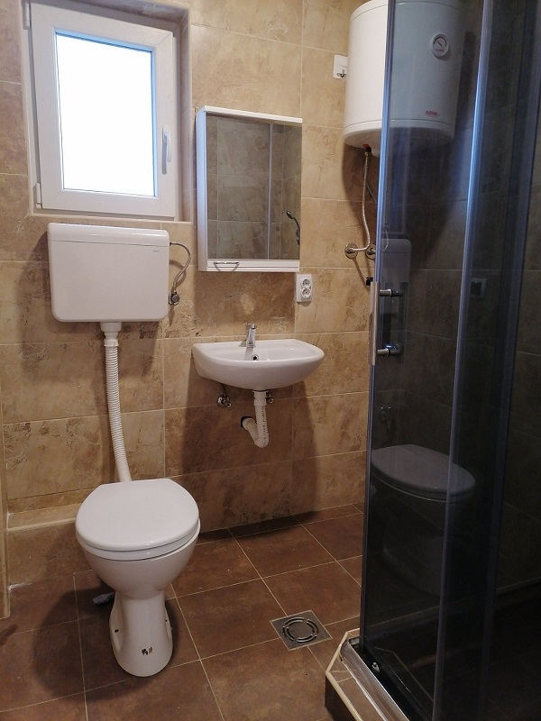 Prodajem stan 57m2 u Kaludjerici 5