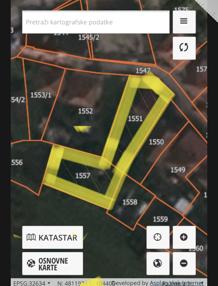 Prodajem plac na Zlataru 1