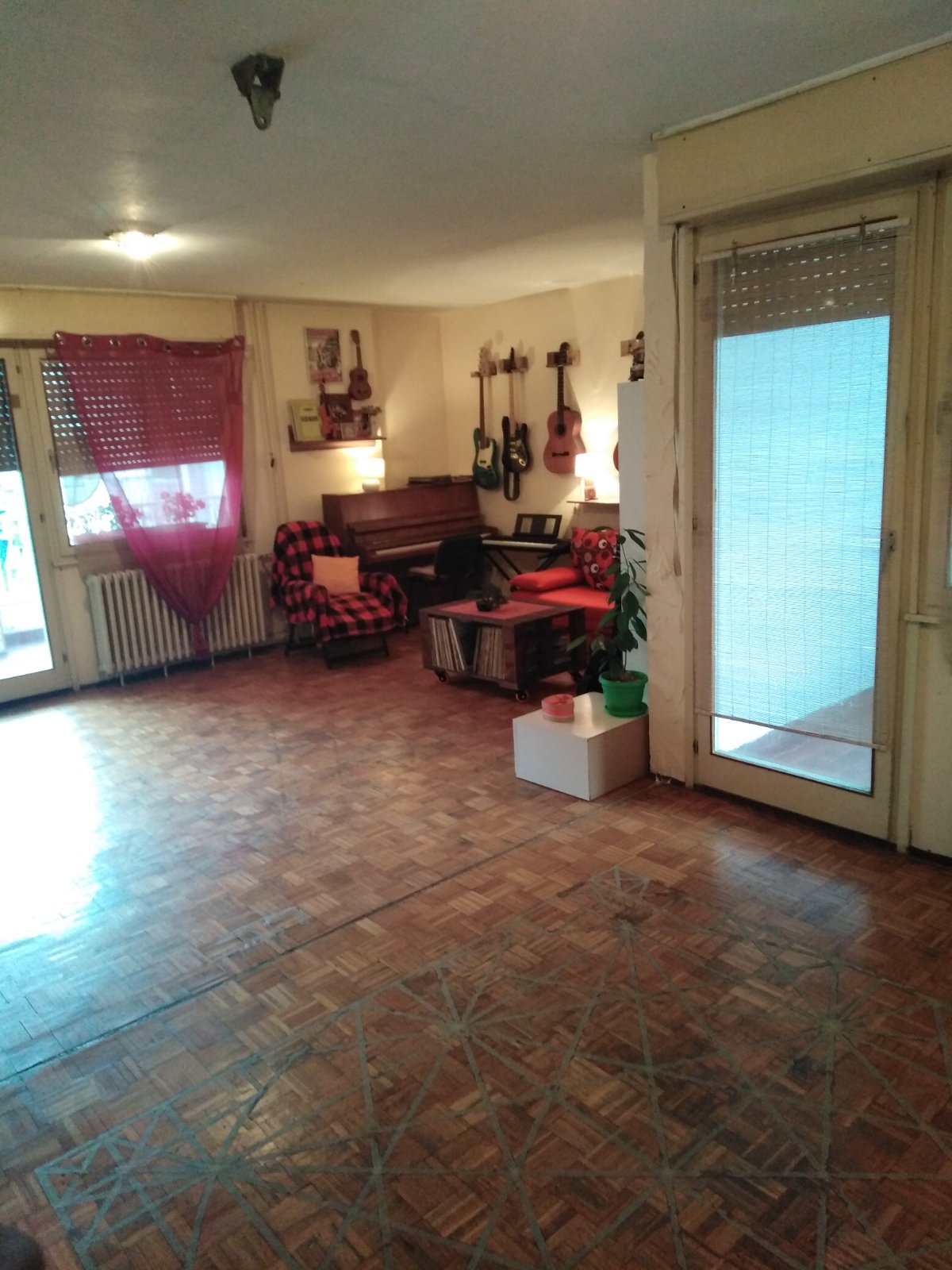 Stan na Dorćolu u Solunskoj ulici preko puta Hotela Mona 1