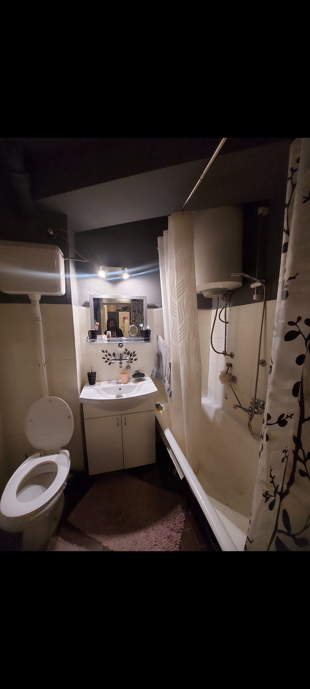 Izdajem namesten stan u Nisu 5