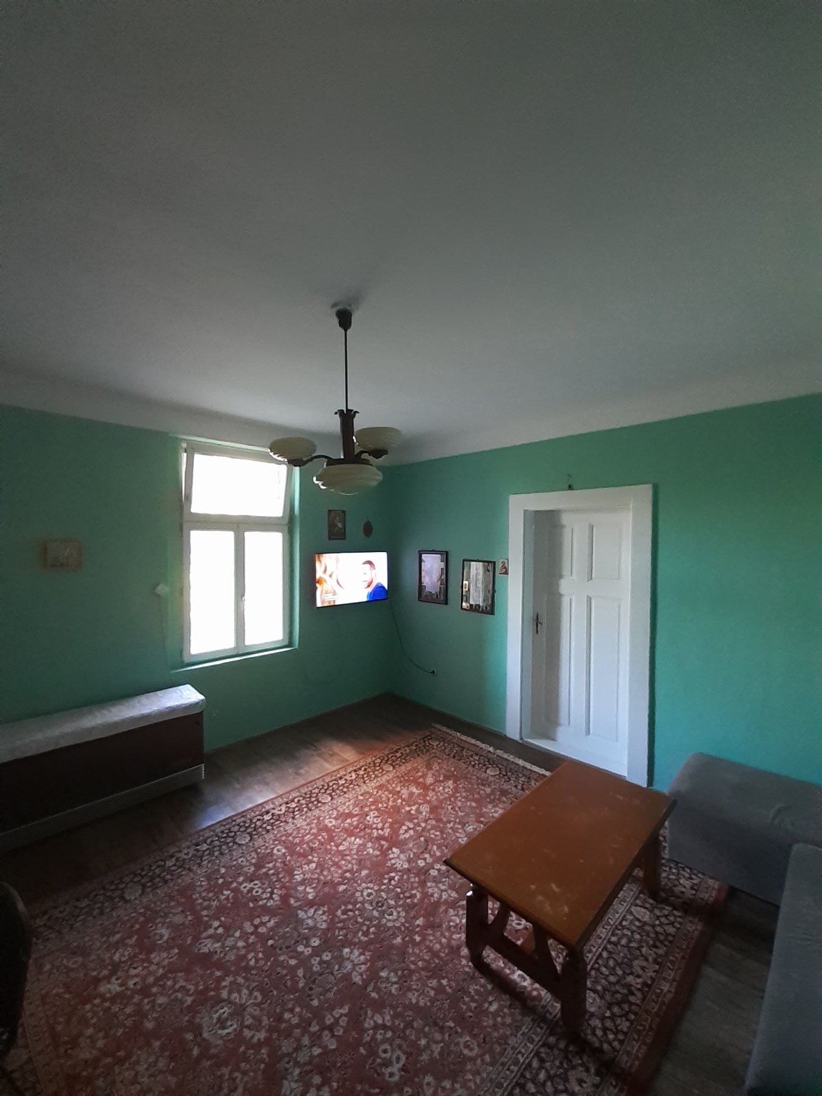 Prodajem stan kod Karnexa 1