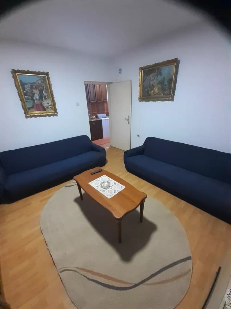 Jednoiposoban stan za izdavanje  Partizanski put 16  170   40m² 1