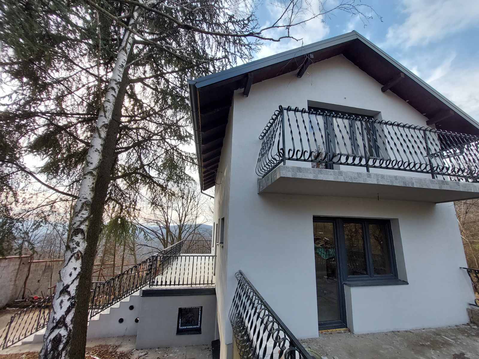 Prodajem kucu na Kosmaju 1