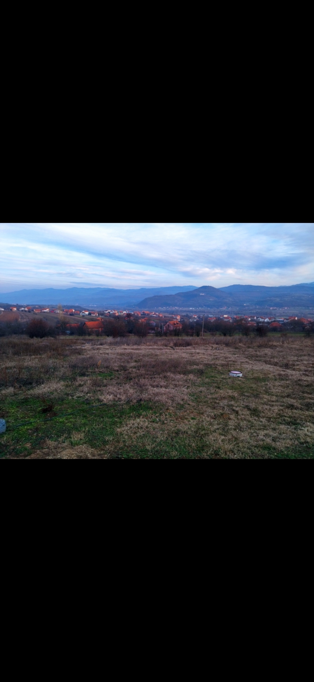 Prodajem plac  njivu  Suvi Dol  Vranje  1