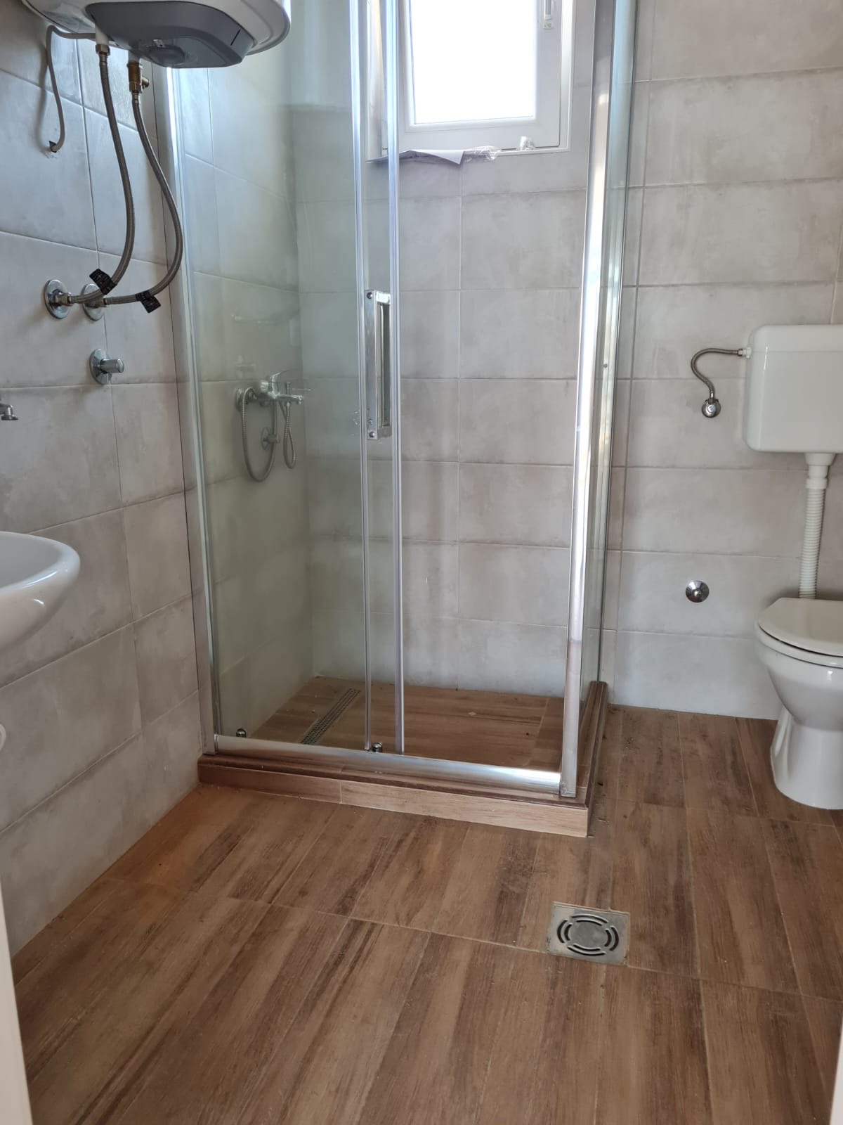 Prodajem sojenicu na Savi 4