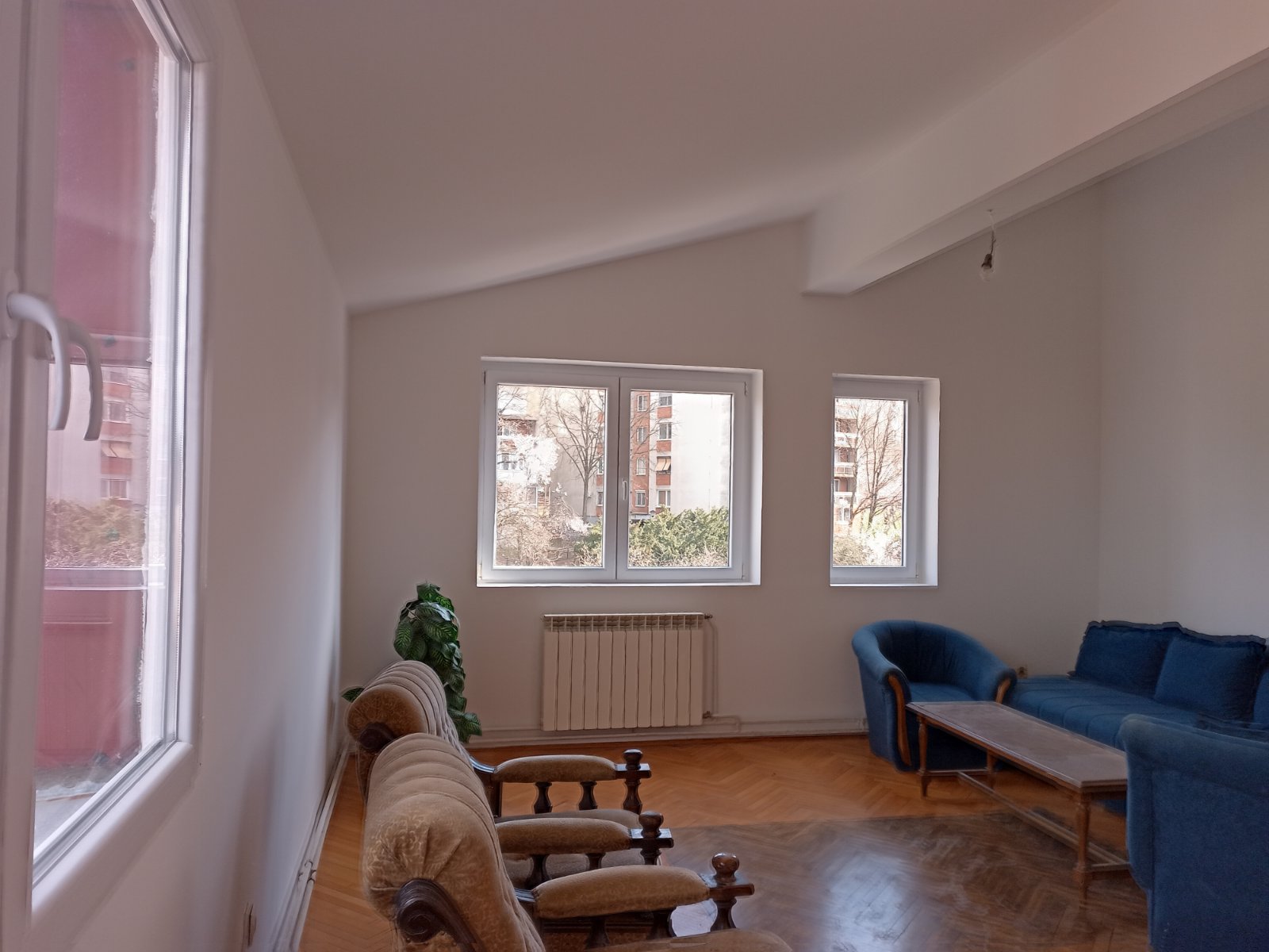 Extra povoljno Trosoban komforan stan na Miljakovcu dva 5