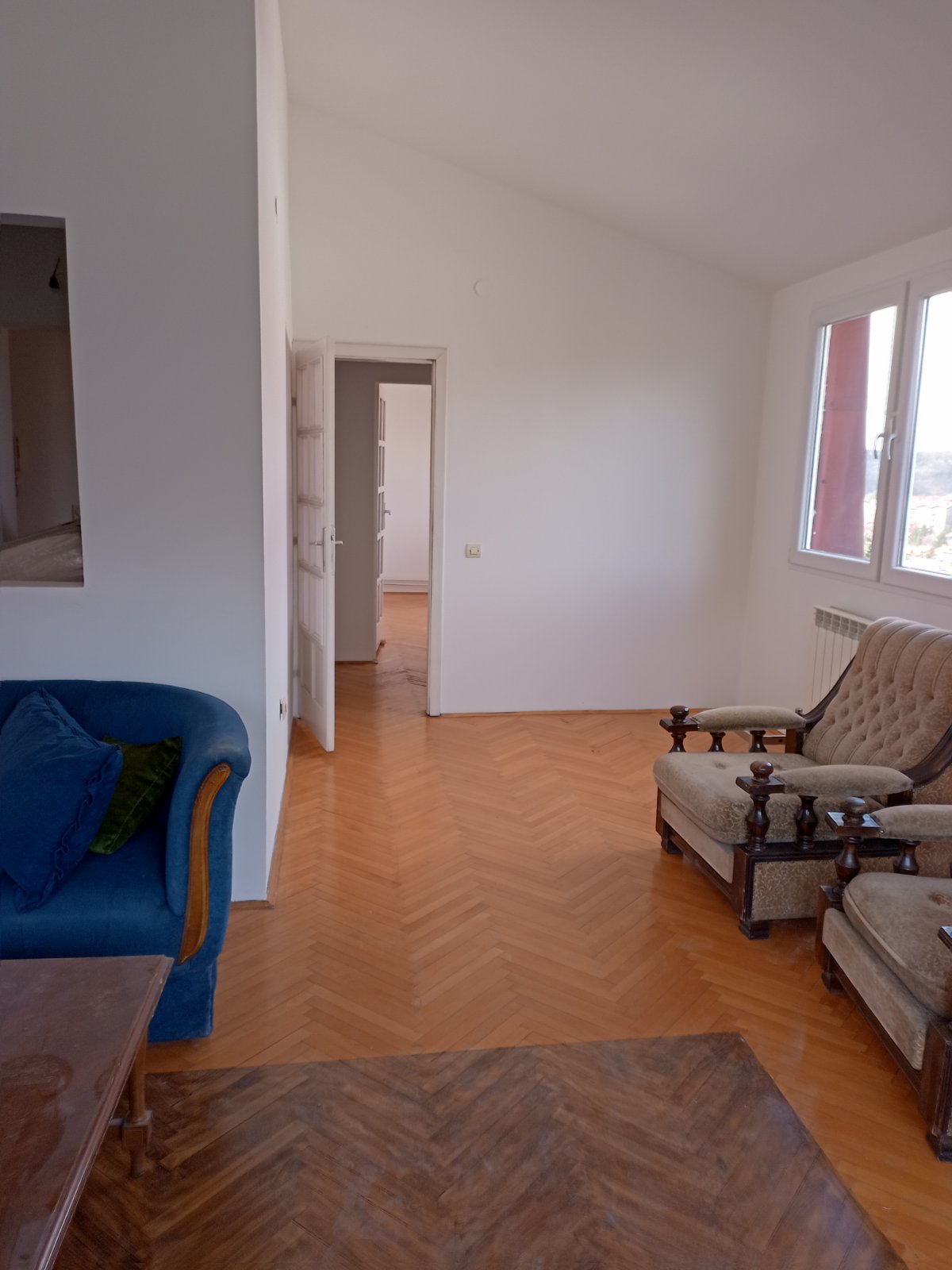 Extra povoljno Trosoban komforan stan na Miljakovcu dva 6