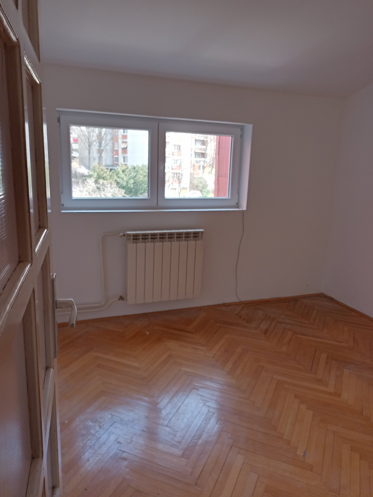 Extra povoljno Trosoban komforan stan na Miljakovcu dva 4