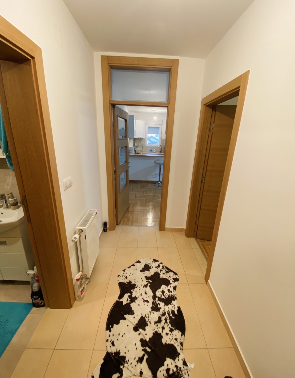 Lux  nov opremljen dvosoban stan sa parking mestom 4