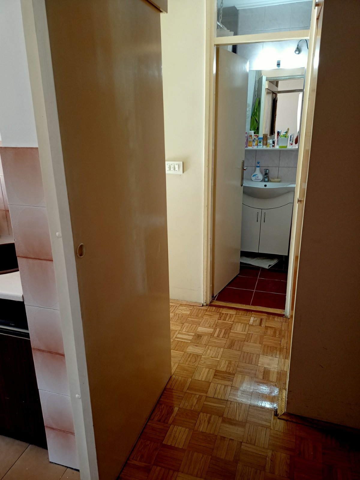 Blok 22 jednoiposoban stan 4