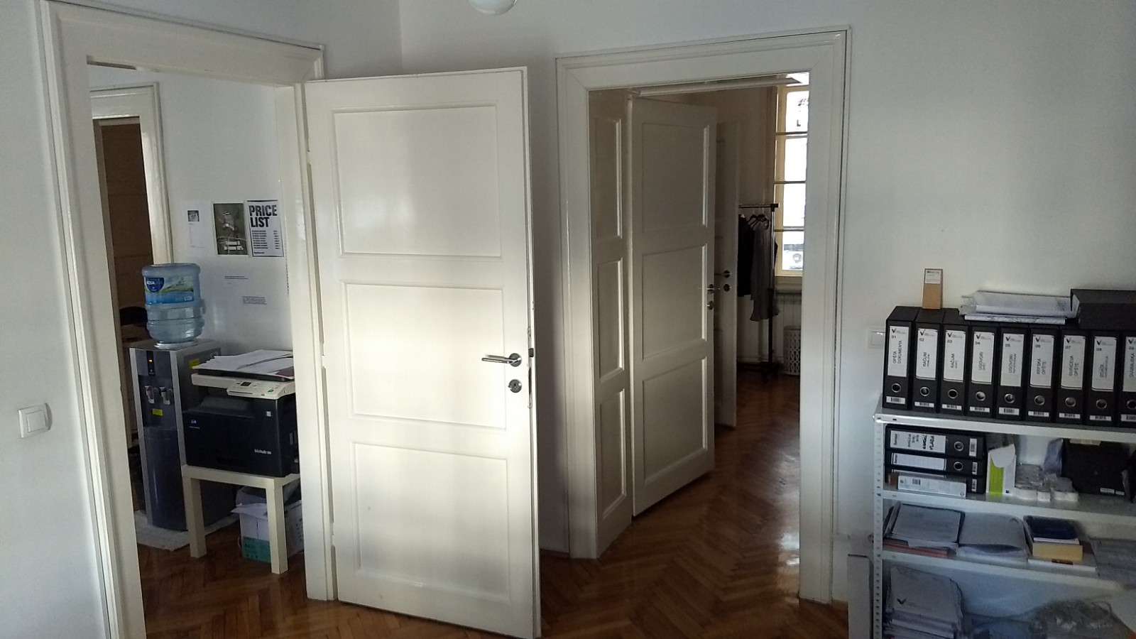 SESTOSOBAN U CENTRU VRACARA   CEO SPRAT 4