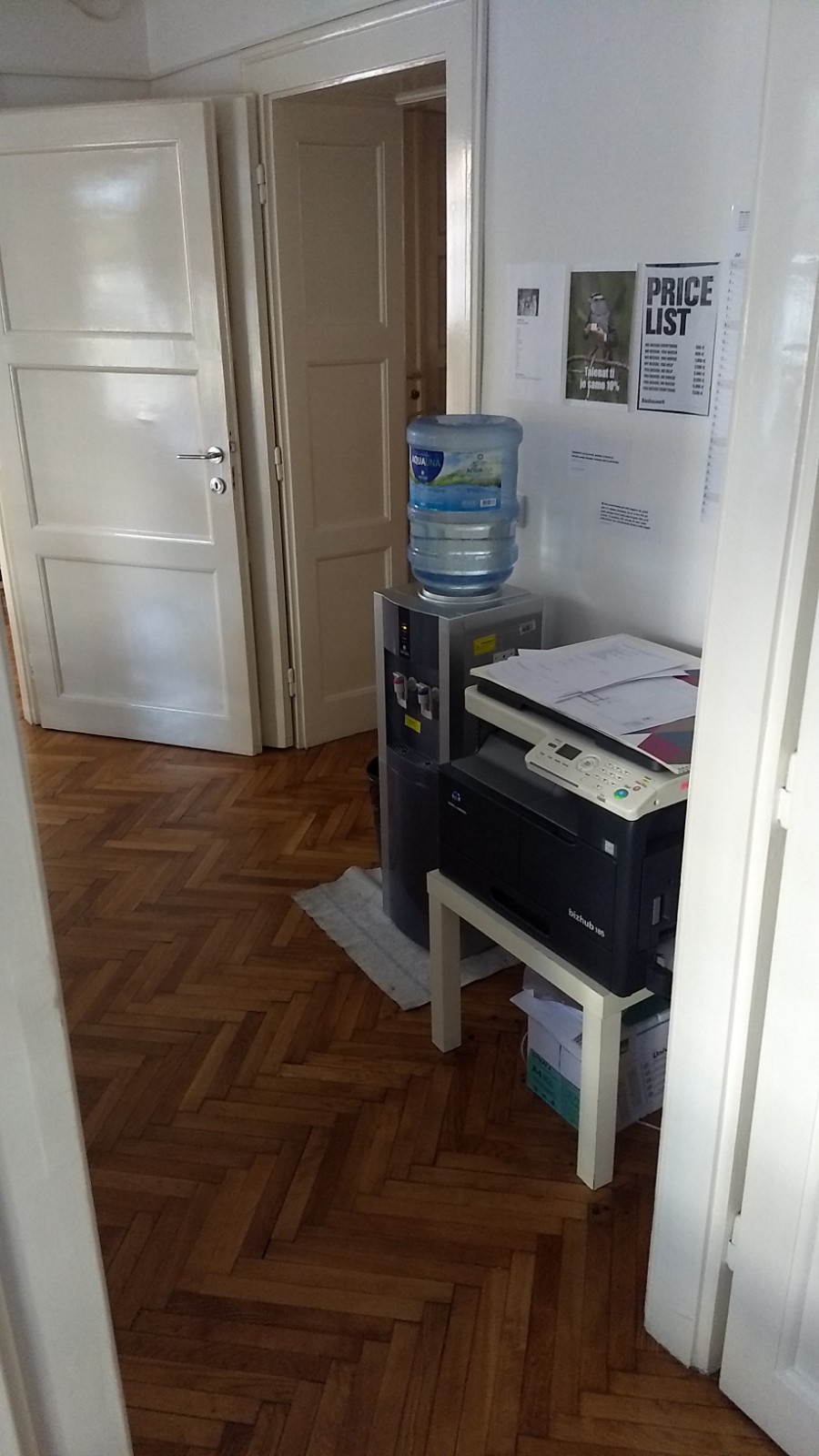 SESTOSOBAN U CENTRU VRACARA   CEO SPRAT 14