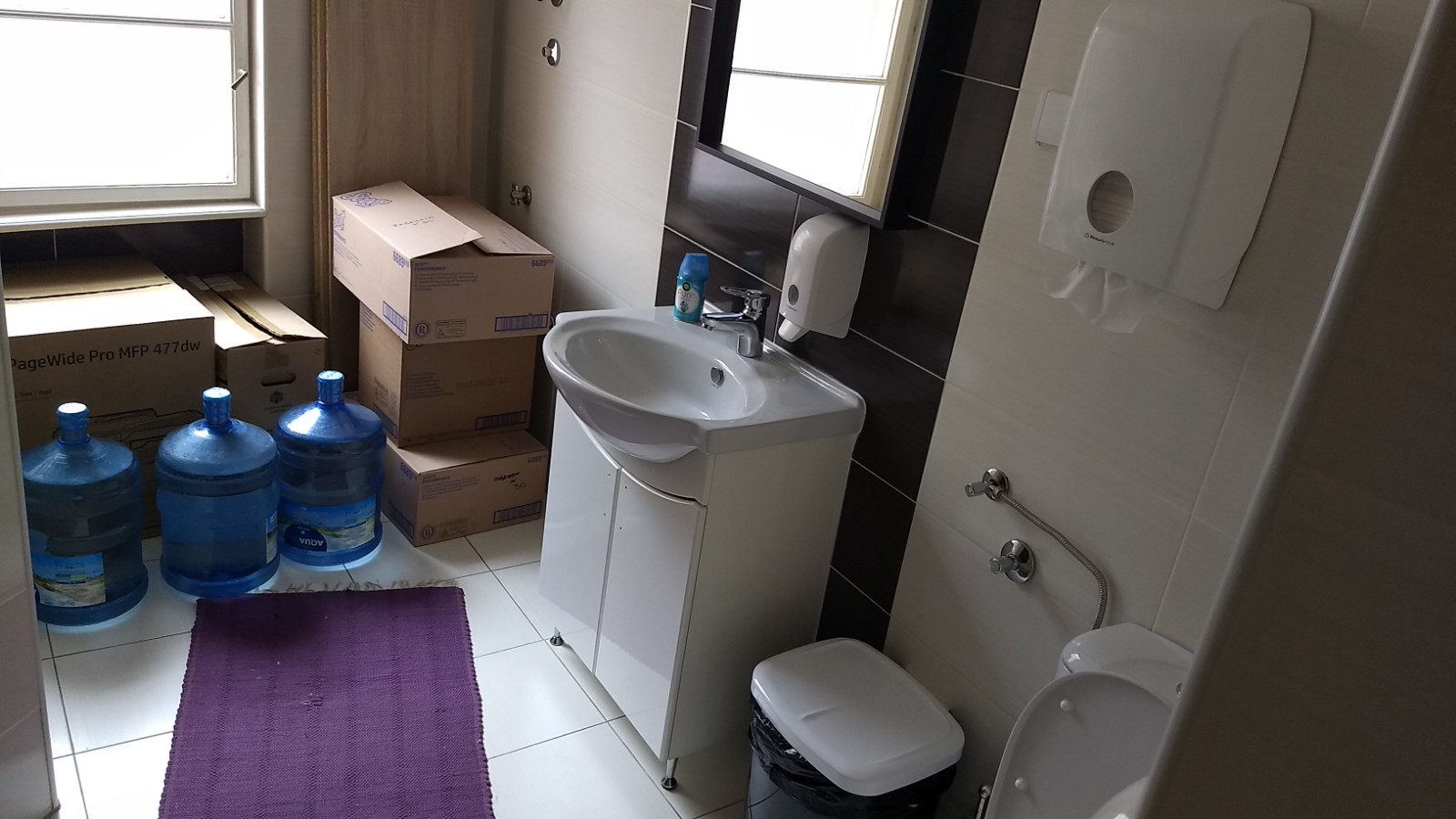 SESTOSOBAN U CENTRU VRACARA   CEO SPRAT 6