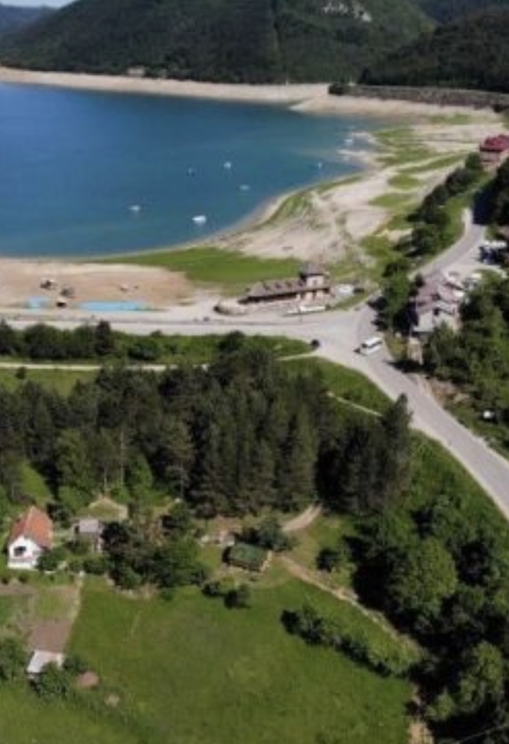 Prodajem zemljiste kod Zlatarskog jezera 2