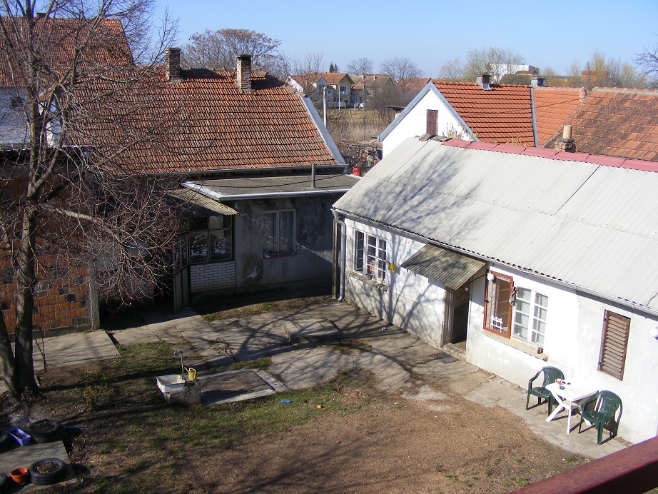 Stambeno poslovni objekat Nova Pazova 2