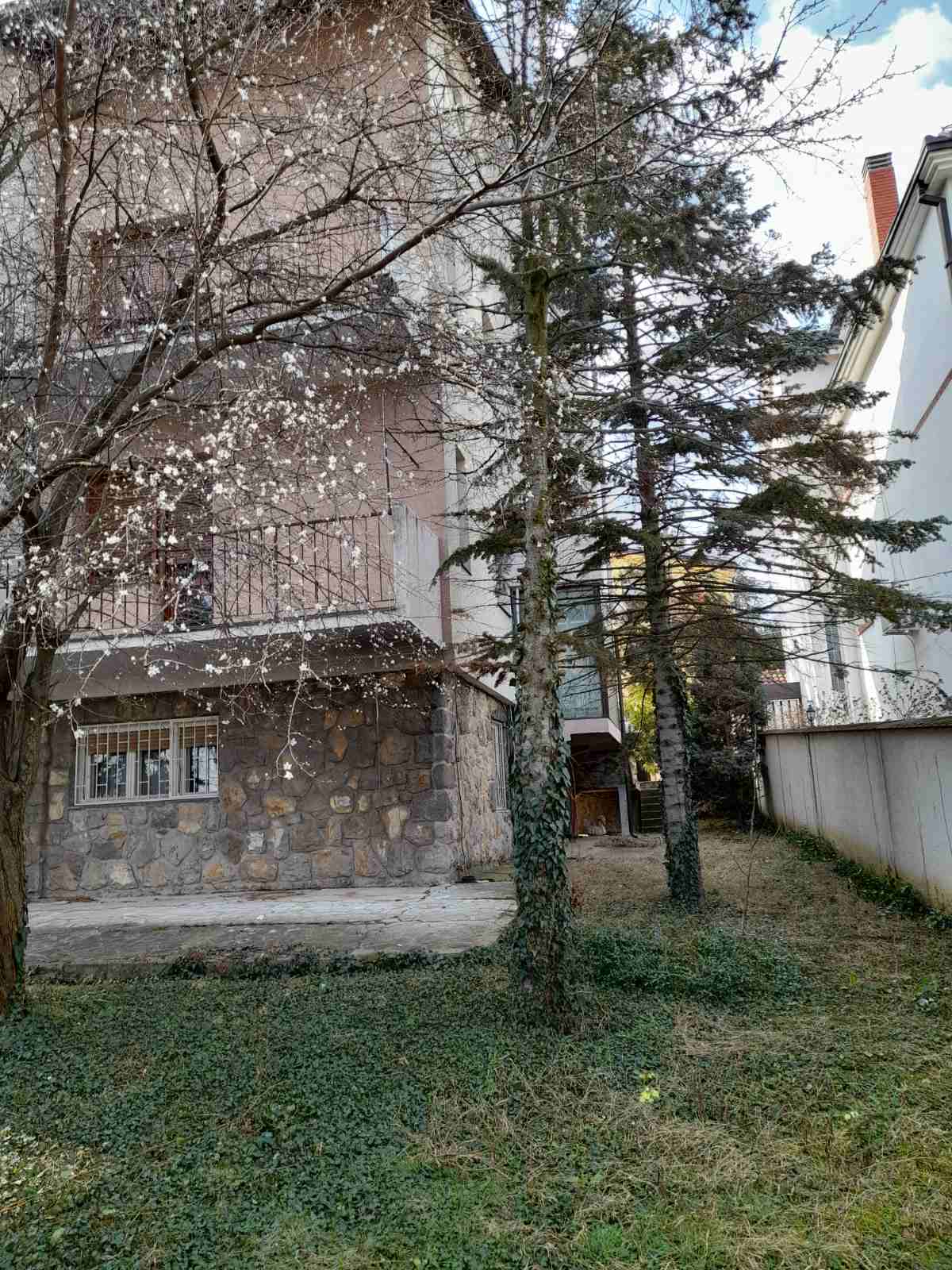 Dedinje Aleksandra Stambolijskog kuca 600m2 na 9 20ari 3