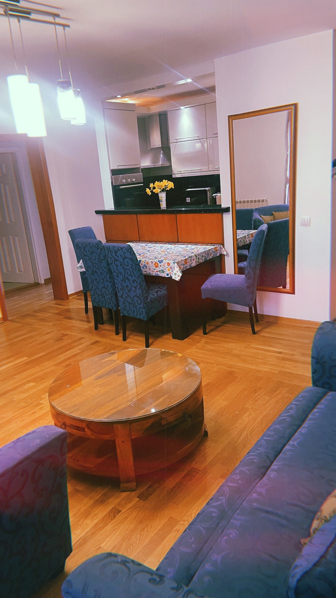 Stan u CENTRU  GRADA 5