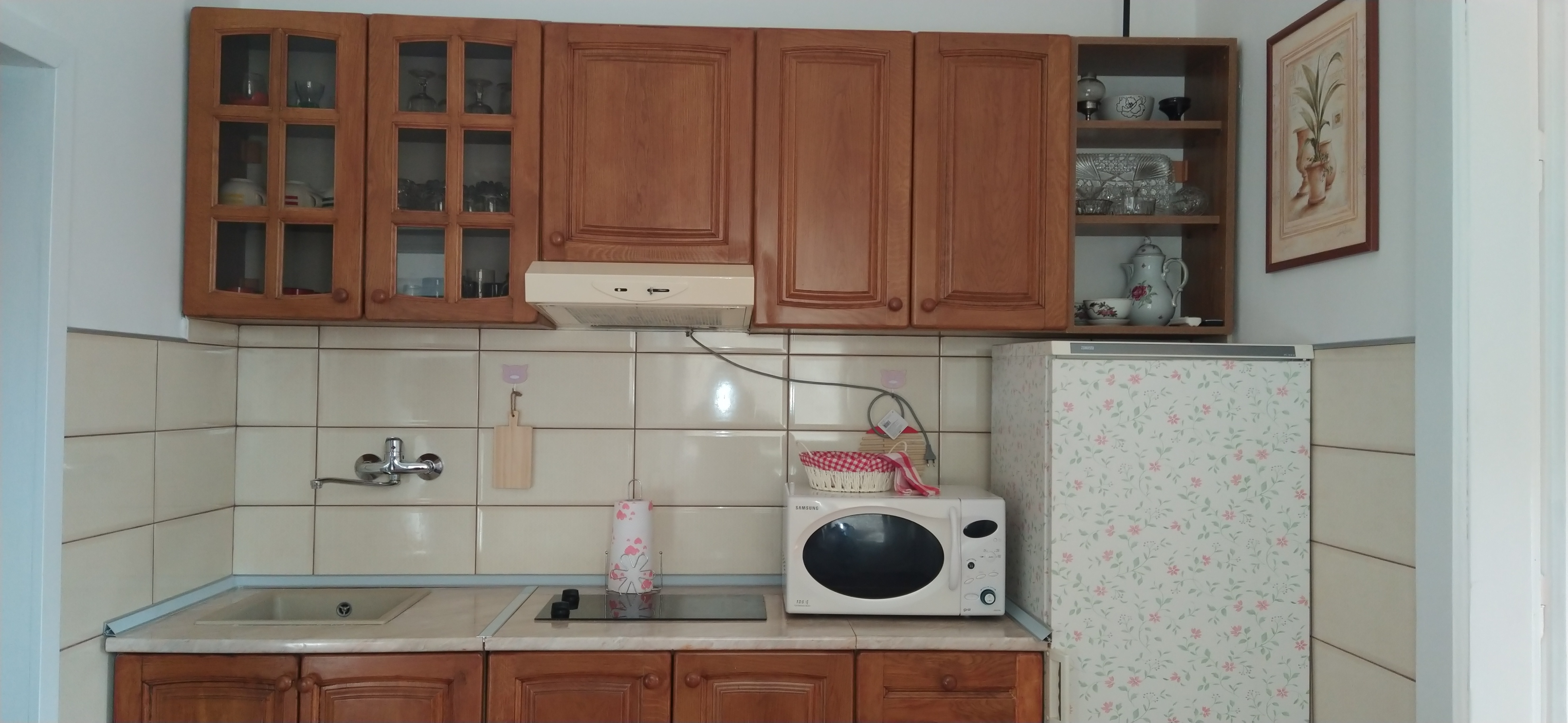 Издајем једнособан стан у центру Београда намештен 2