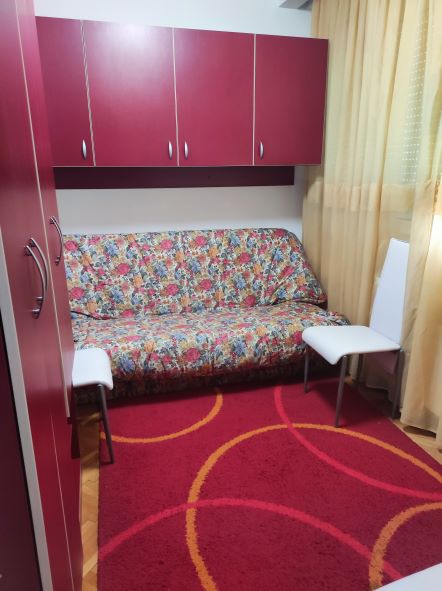 Trosoban stan u centru Kragujevca 5